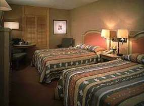 Mgm Grand Hotel Casino Rooms Emerald Tower Room 1 King